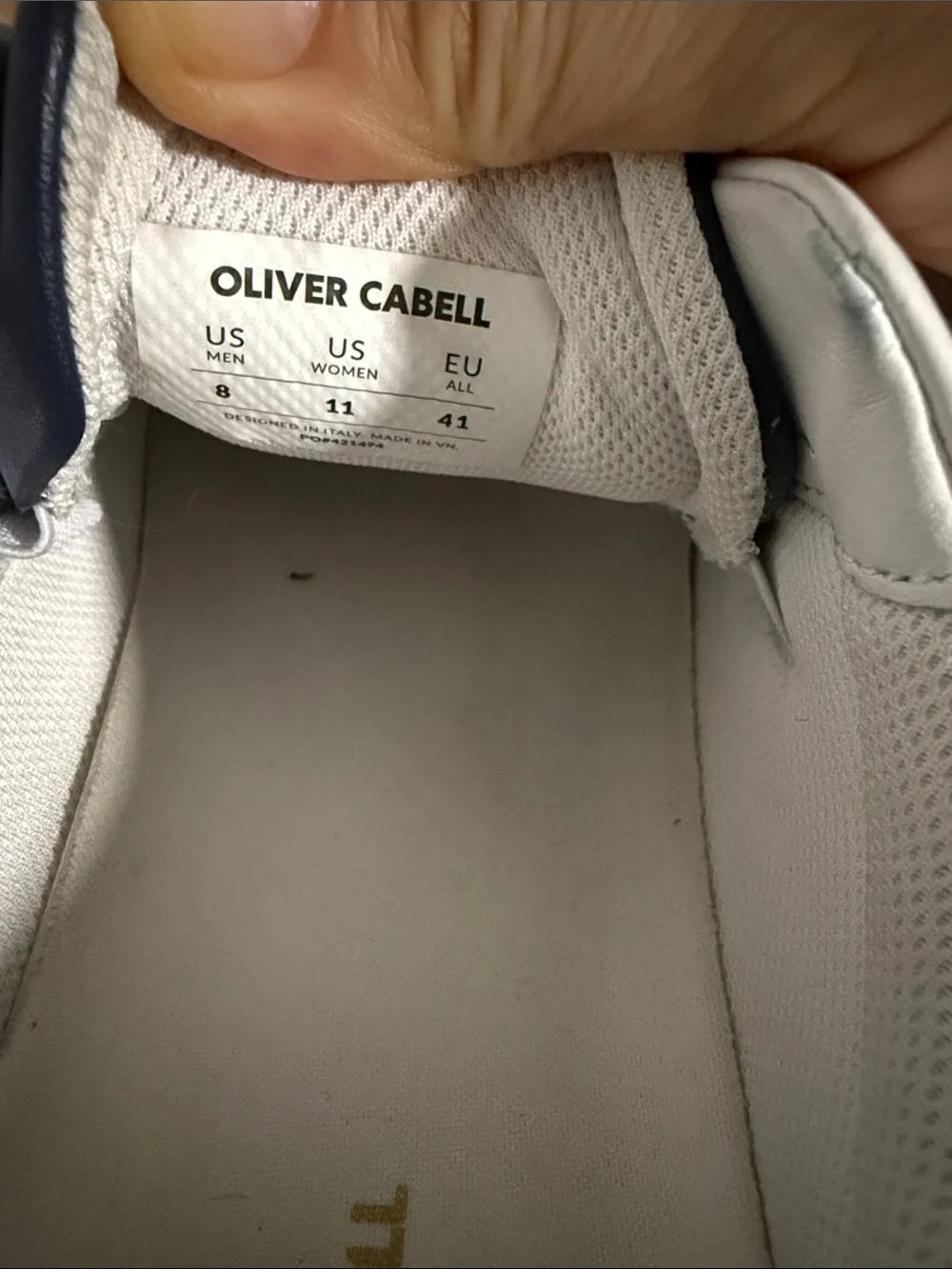 Oliver Cabell White Leather Low-Top Sneaker Mens Sz 8 Slip On with Navy Heel Tab